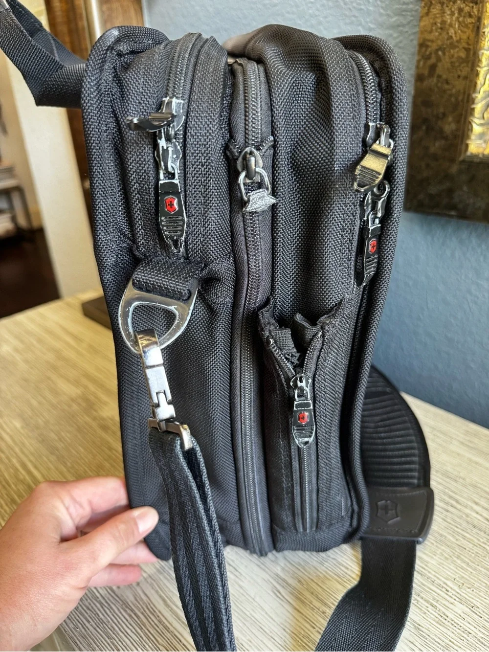 Victorinox Swiss Army Expanding Laptop Briefcase with Padded Shoulder Strap